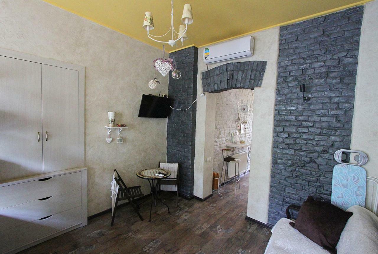 Cozy Compact Flat In The City Center Daire Lviv Dış mekan fotoğraf